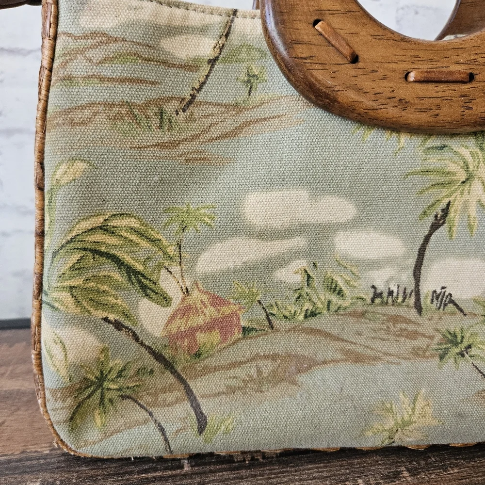 Vintage Fossil Island Palm Print Woven Rattan Wood Handle Handbag
